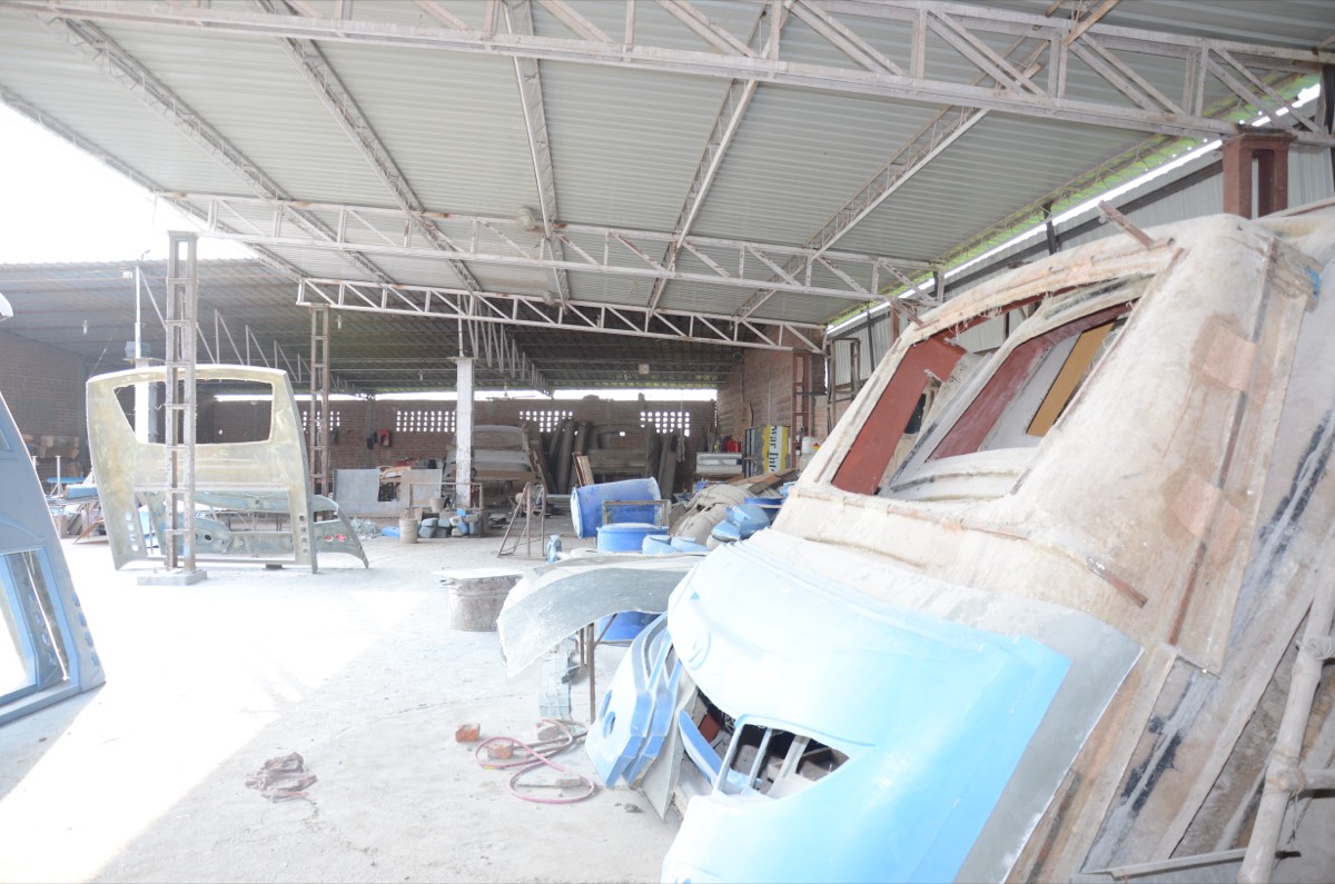 Fibre front cowlings and component shaping