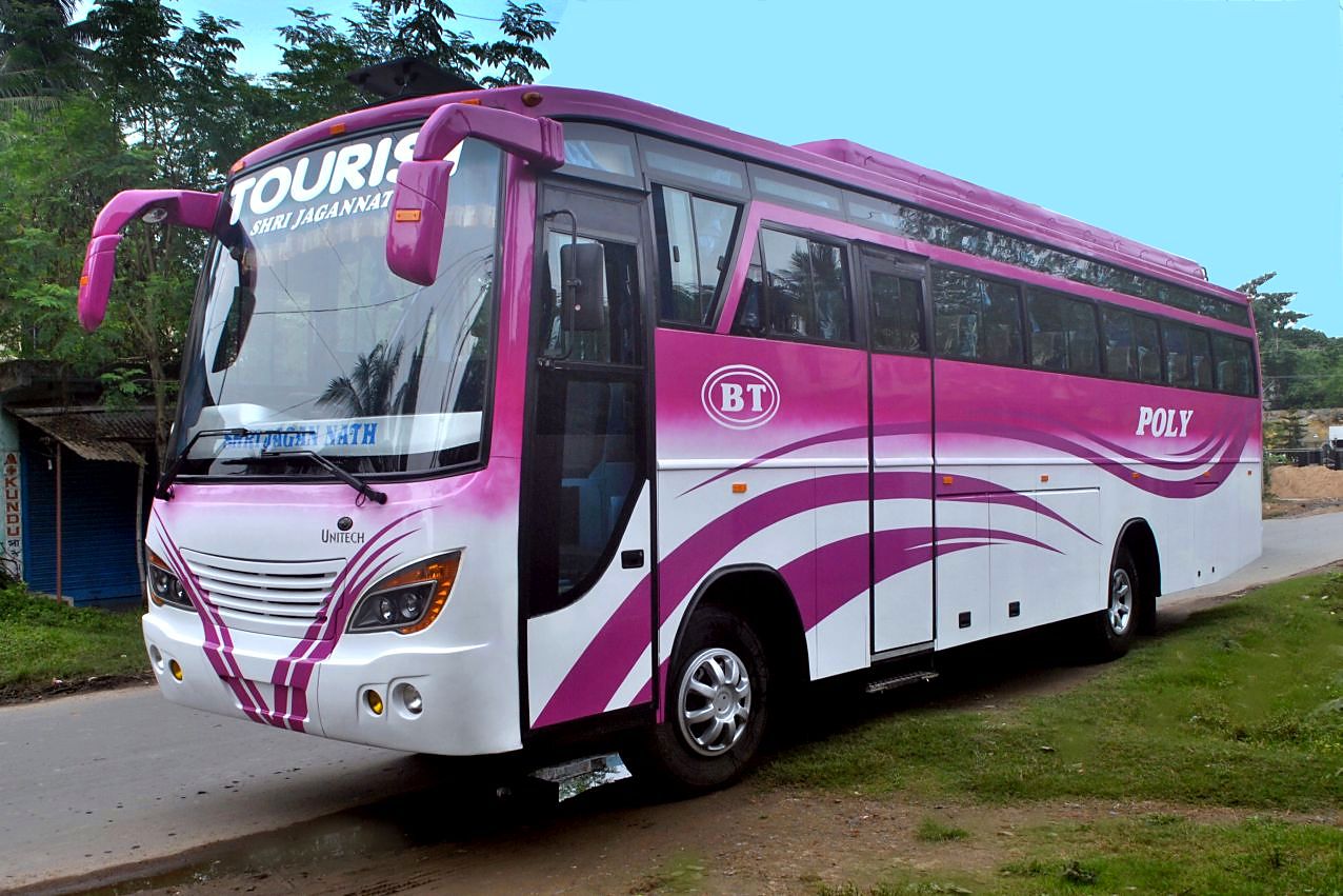 Biswas Tourist “Shri Jagannath” — opposite front quarter