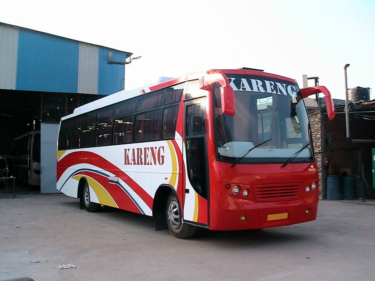 Kareng — front three-quarter