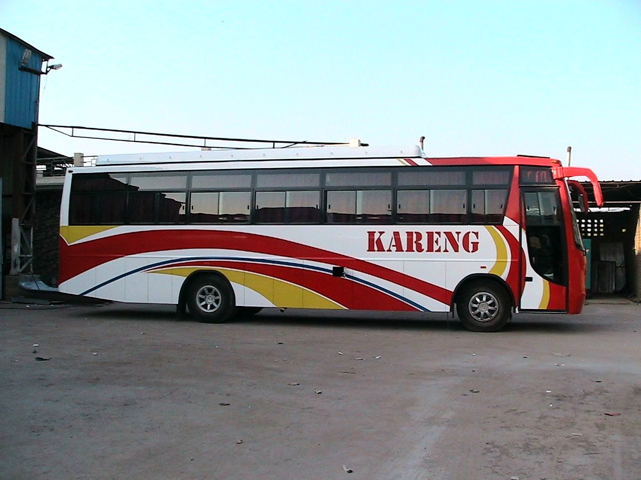 Kareng — full side profile