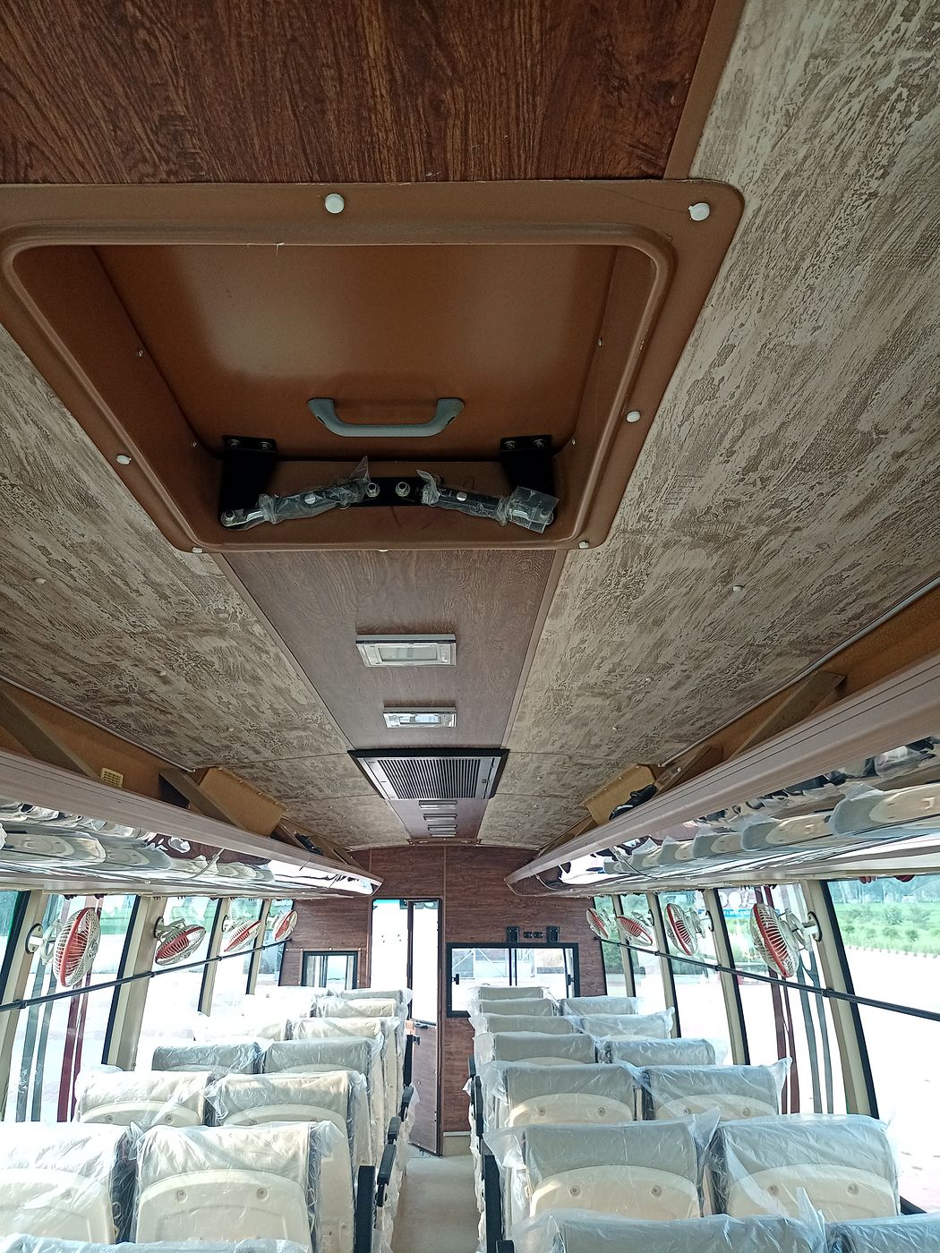 Royal's — ceiling and air conditioning