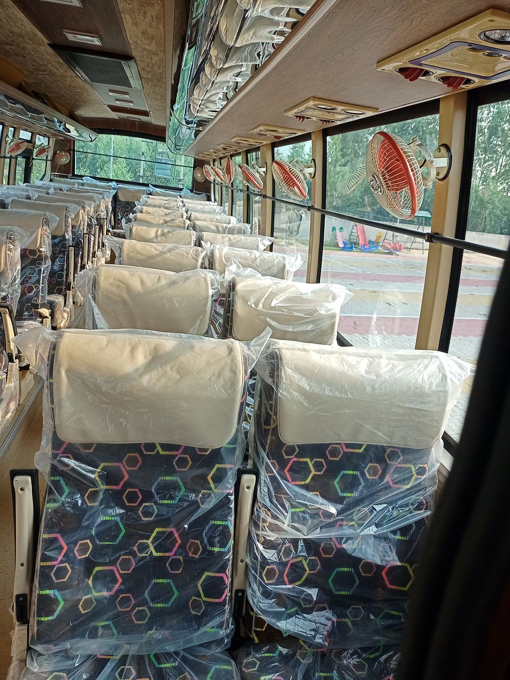 Royal's — seating detail