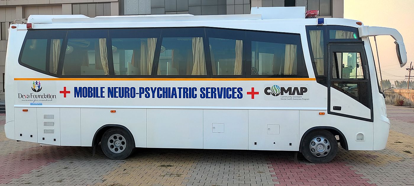 Mobile clinic — side profile